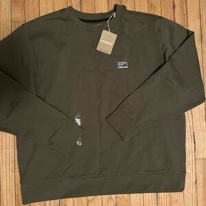 Patagonia Men's Olive Crewneck Sweater